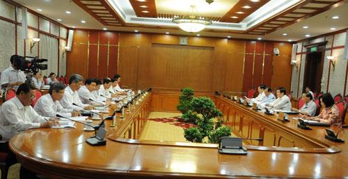 Bộ Chính trị làm việc về chuẩn bị đại hội các đảng bộ trực thuộc Trung ương nhiệm kỳ 2015-2020